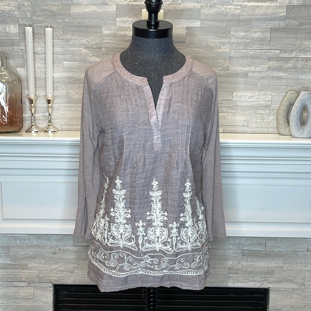 Retrology embroidered blouse Size Medium